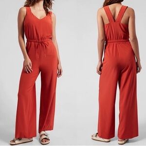Athleta Savannah Jumpsuit V-Neck Wide Leg Featherweight Stretch Currant Red 16‎